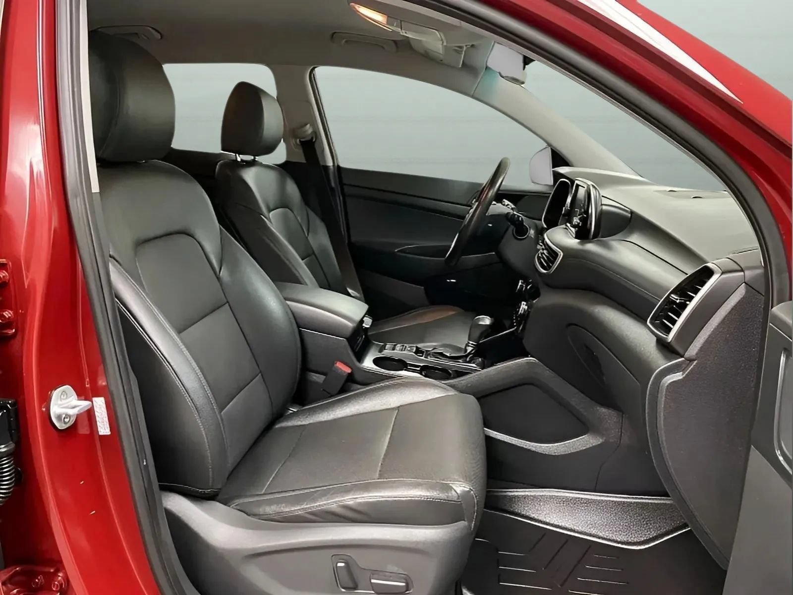 Used 2019 Hyundai Tucson Limited w/ Cargo Package FWD image 14