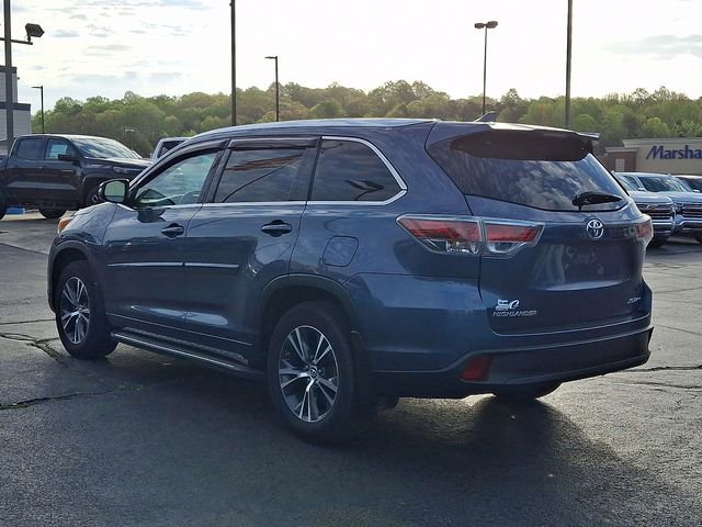 Used 2016 Toyota Highlander XLE image 4