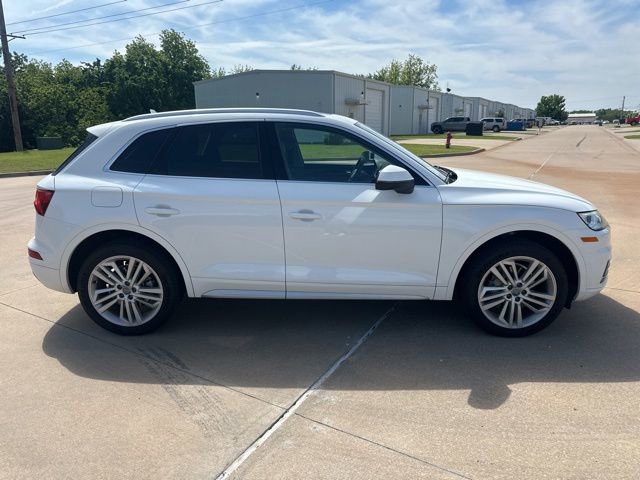 Used 2018 Audi Q5 2.0T Premium Plus w/ Premium Plus Package AWD/4WD image 6