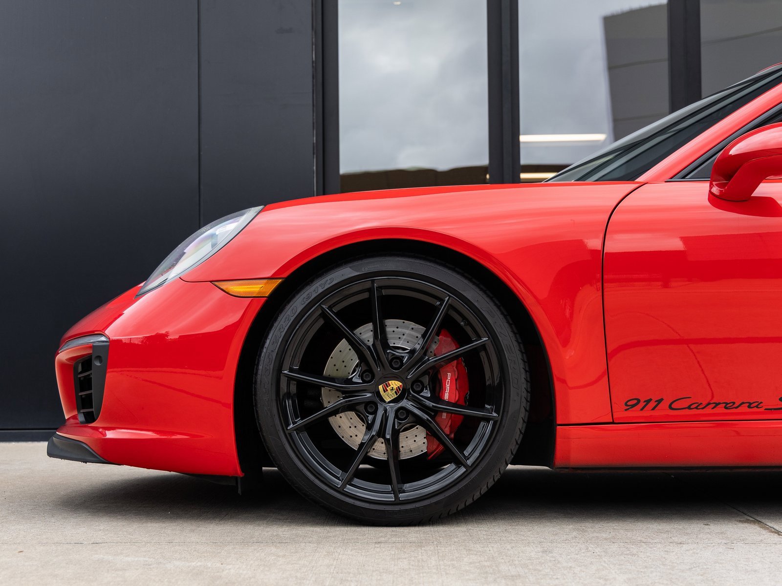 Used 2017 Porsche 911 Carrera S image 10