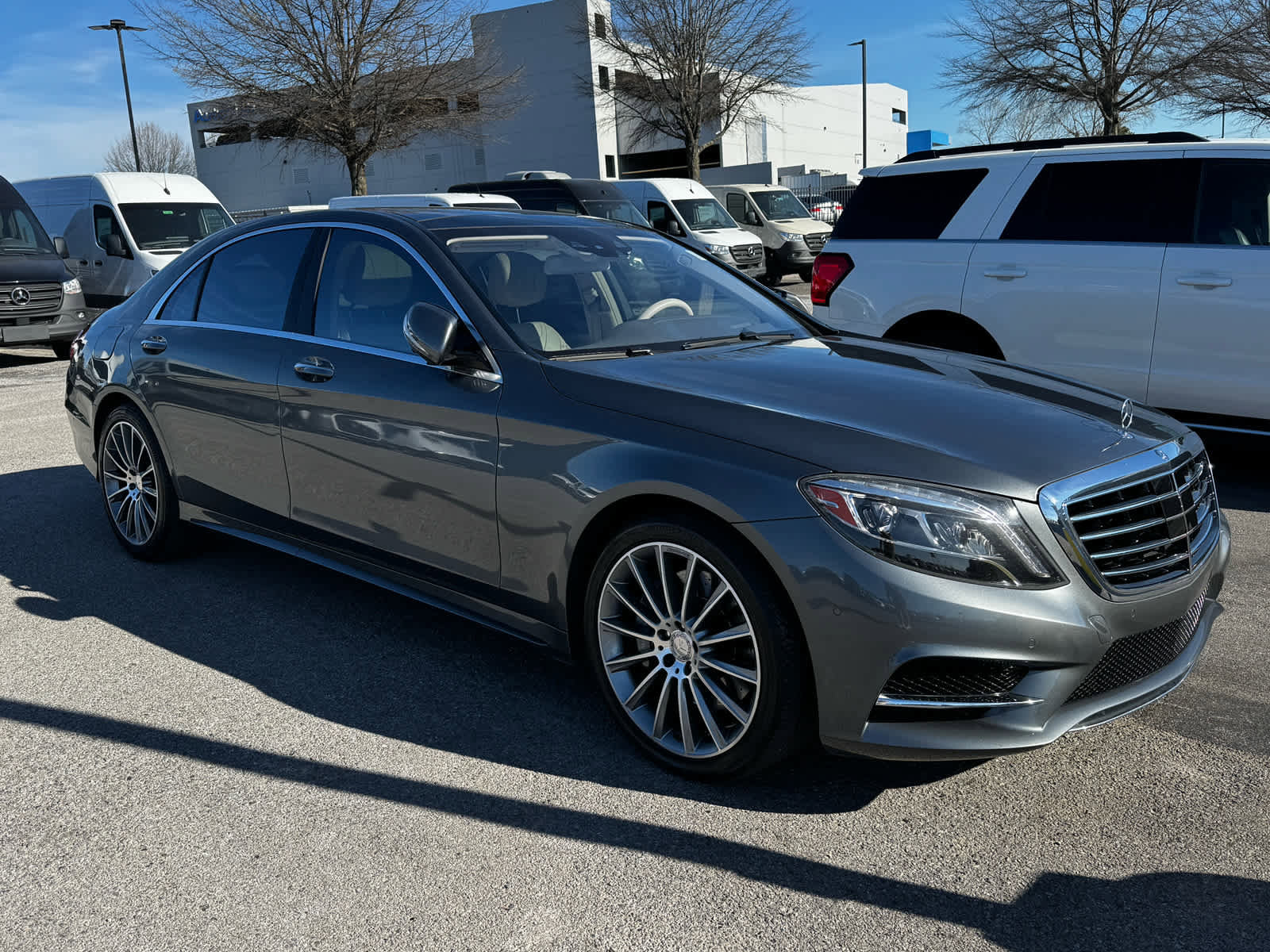 Used 2016 Mercedes-Benz S 550 Sedan image 3