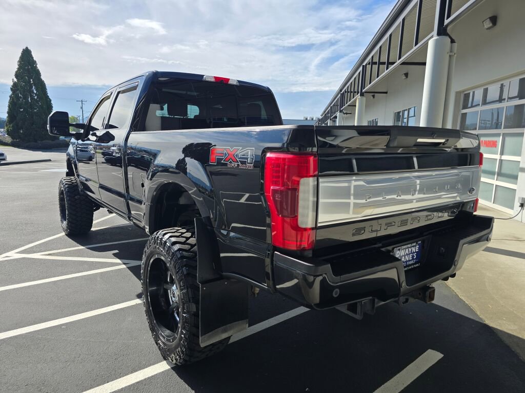 Used 2019 Ford F350 Platinum w/ Platinum Ultimate Package image 7