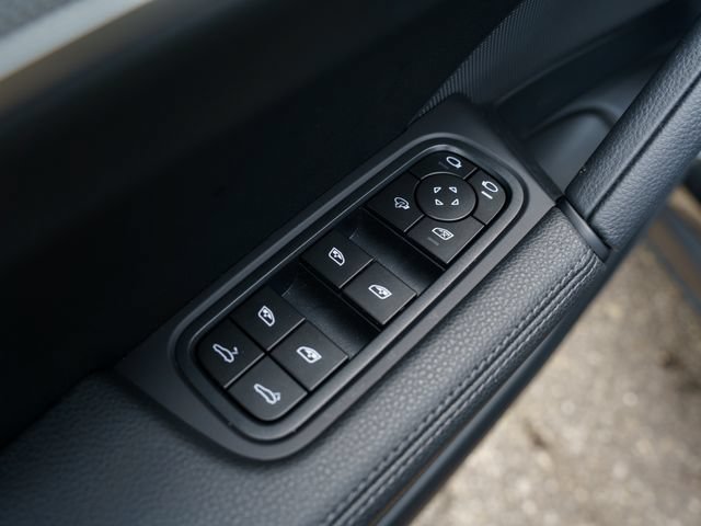 Certified 2026 Porsche Cayenne Coupe AWD/4WD image 16