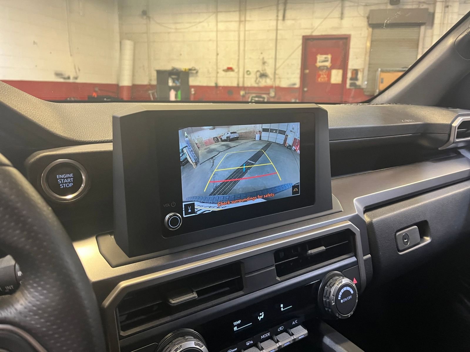 Used 2025 Toyota 4Runner SR5 image 17