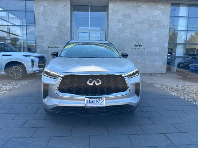 Certified 2023 INFINITI QX60 Pure AWD/4WD image 3