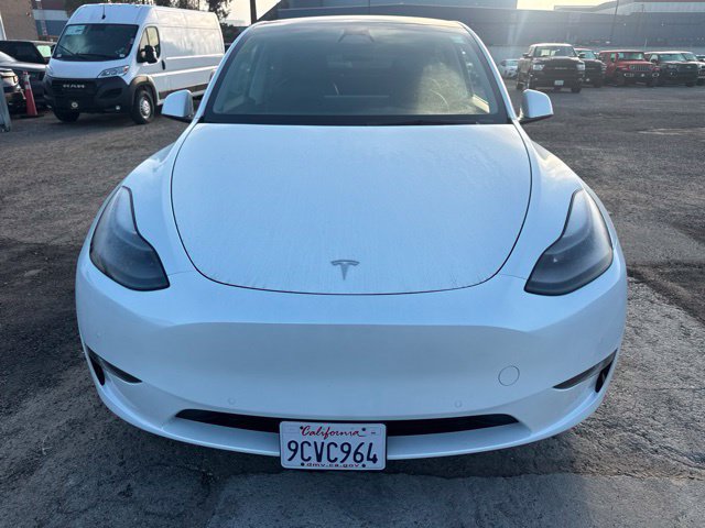 Used 2022 Tesla Model Y Long Range AWD/4WD image 2
