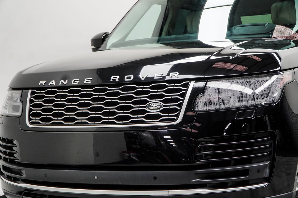 Used 2019 Land Rover Range Rover HSE image 2