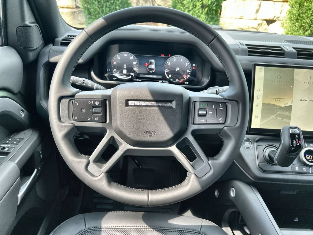 Used 2026 Land Rover Defender 110 S AWD/4WD image 21