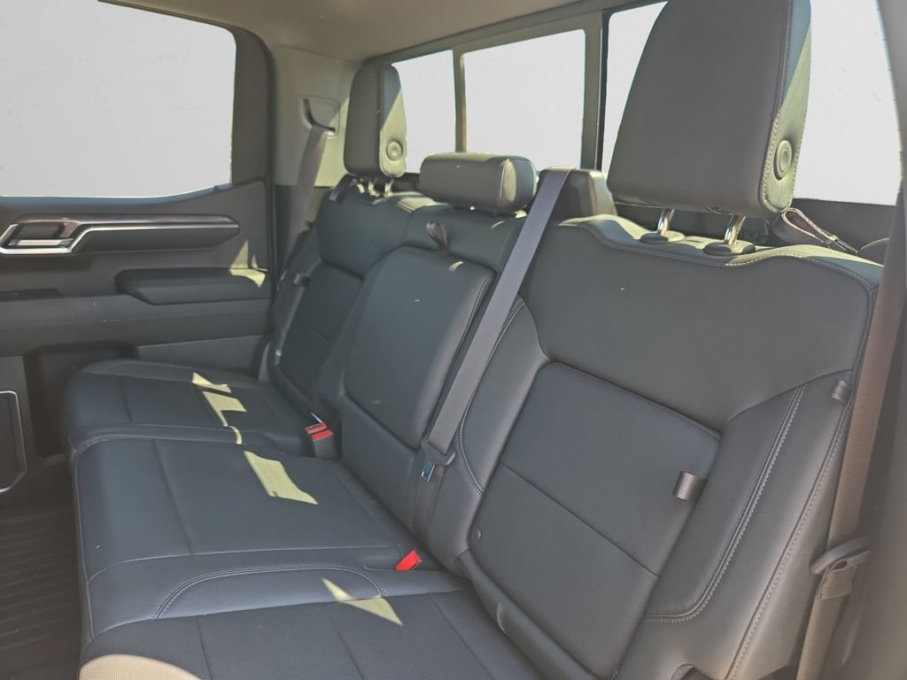 Used 2023 Chevrolet Silverado 1500 LTZ w/ LTZ Convenience Package II AWD/4WD image 14