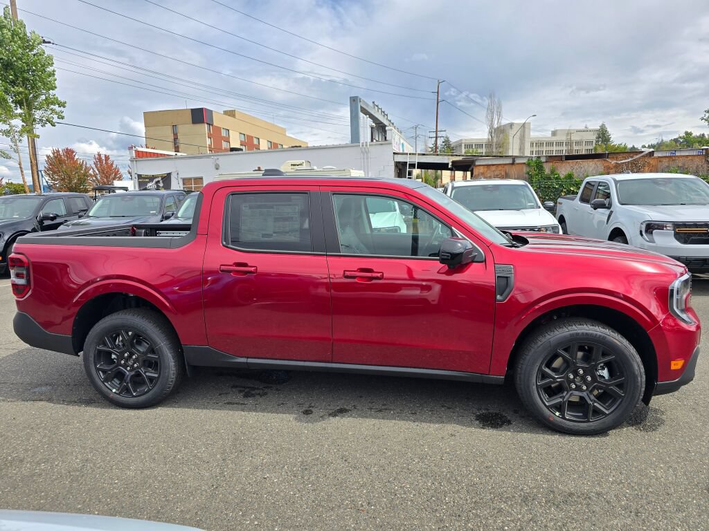New 2026 Ford Maverick Lariat w/ Black Appearance Package AWD/4WD image 4