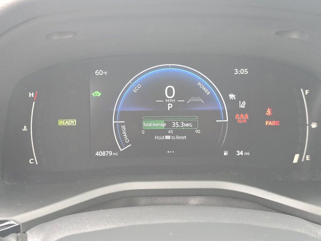 Used 2025 Toyota Camry LE FWD image 26