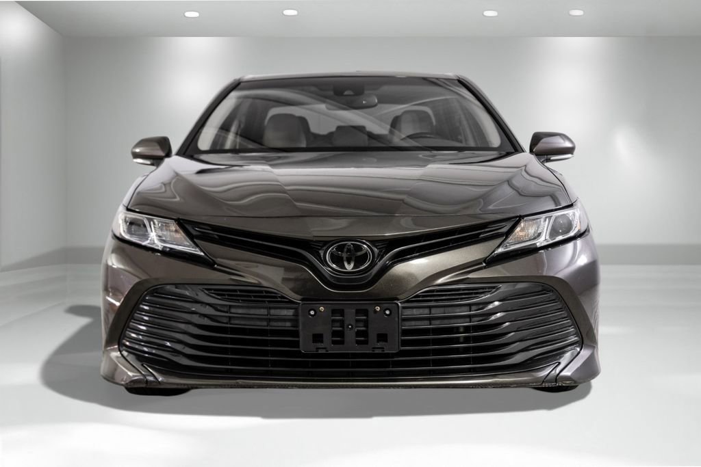 Used 2018 Toyota Camry LE w/ Audio Package image 7
