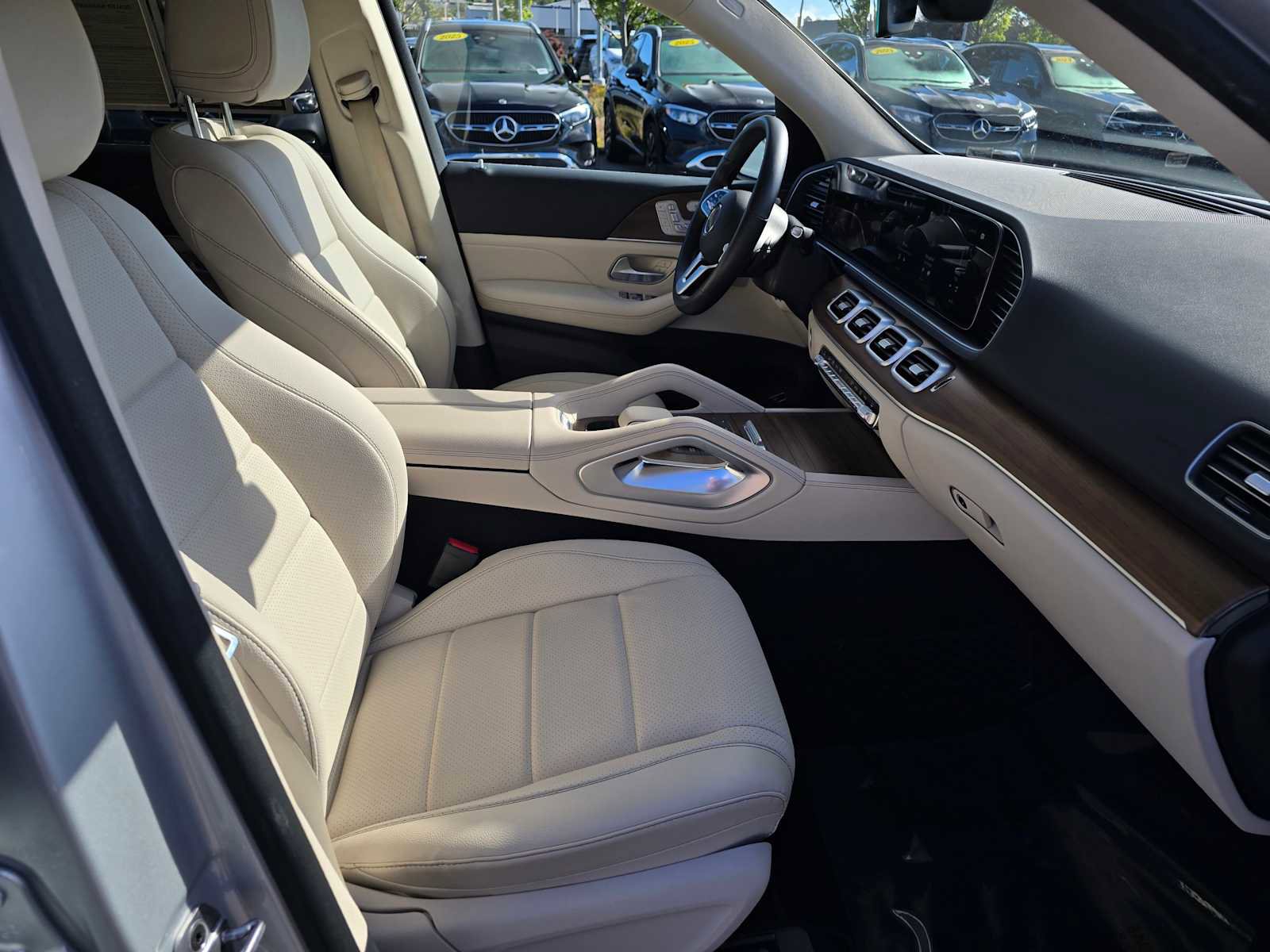 Used 2021 Mercedes-Benz GLE 350 4MATIC image 11