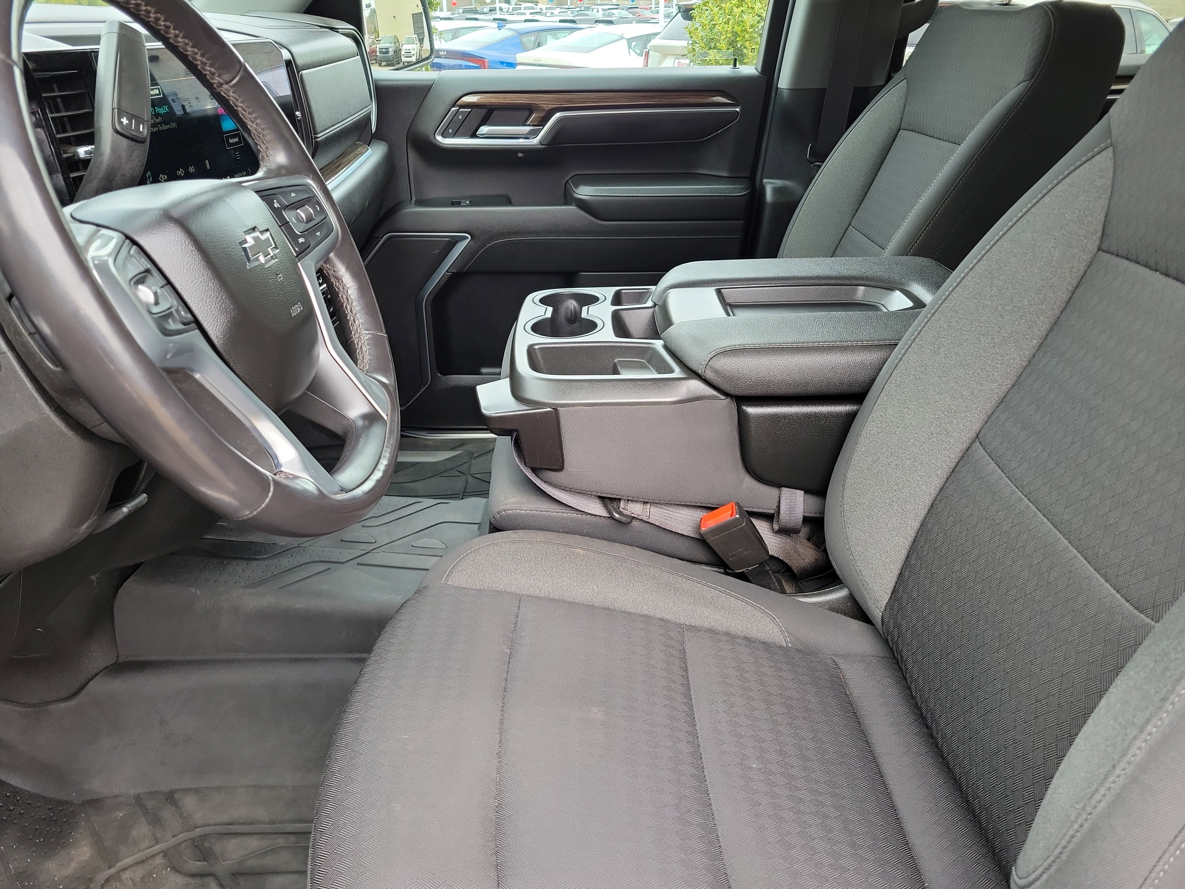 Used 2022 Chevrolet Silverado 1500 RST w/ LPO, Dark Essentials Package image 3