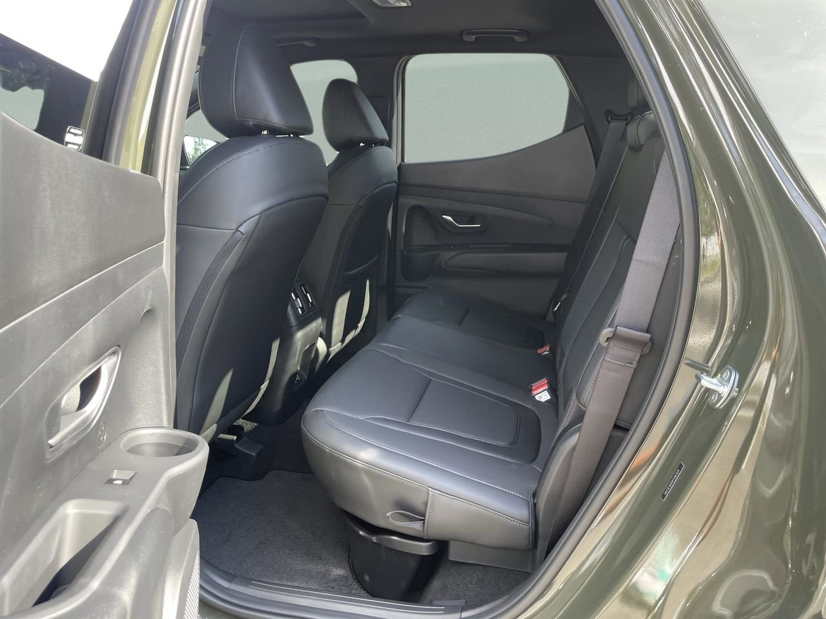 New 2026 Hyundai Santa Cruz SEL FWD image 17