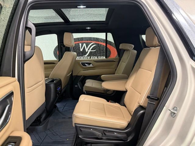 Used 2024 Chevrolet Tahoe Premier w/ Premium Package image 16