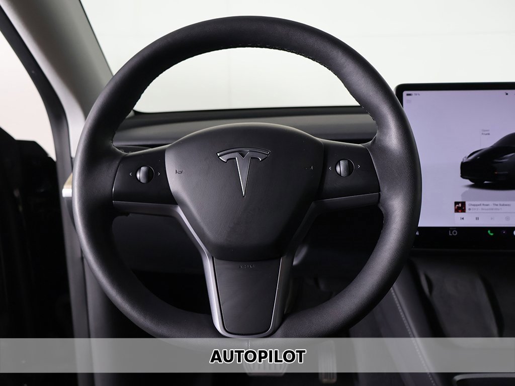 Used 2023 Tesla Model Y Long Range image 3