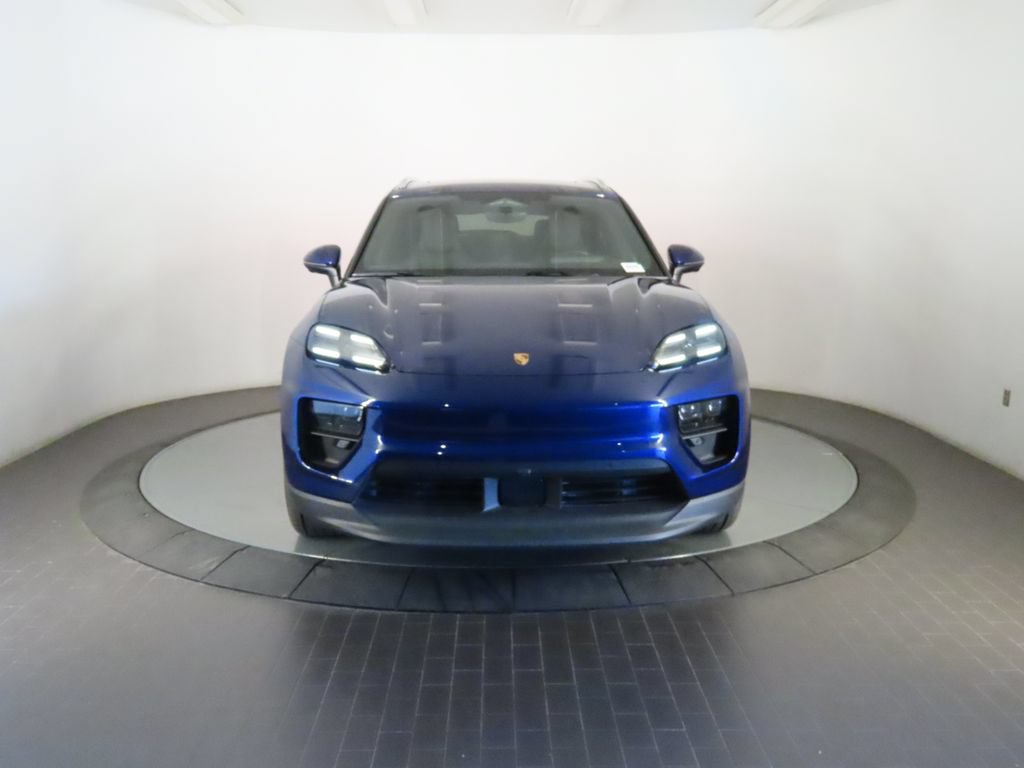 Certified 2024 Porsche Macan 4 Electric AWD/4WD image 10