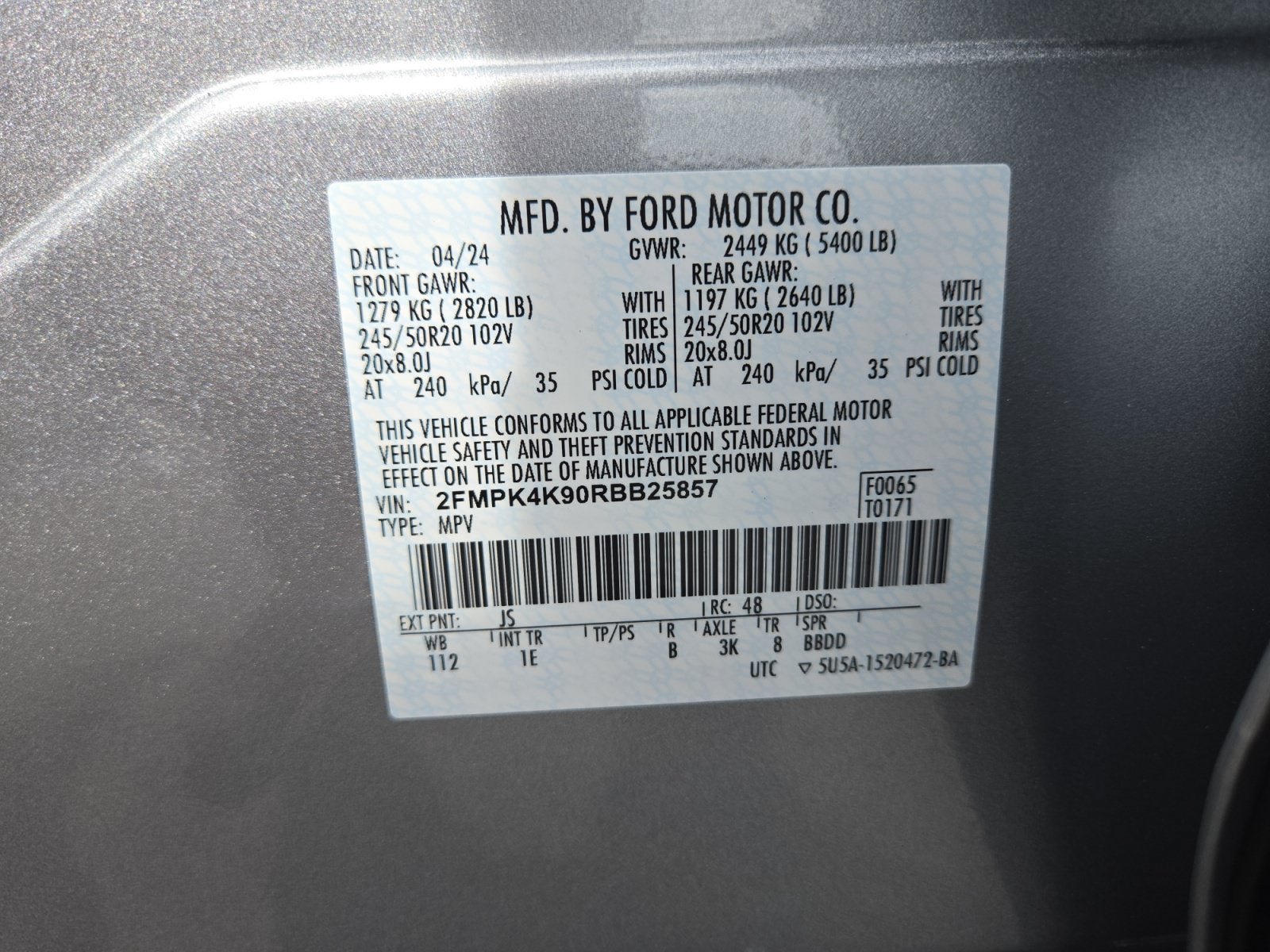 Used 2024 Ford Edge Titanium w/ Equipment Group 301A AWD/4WD image 28