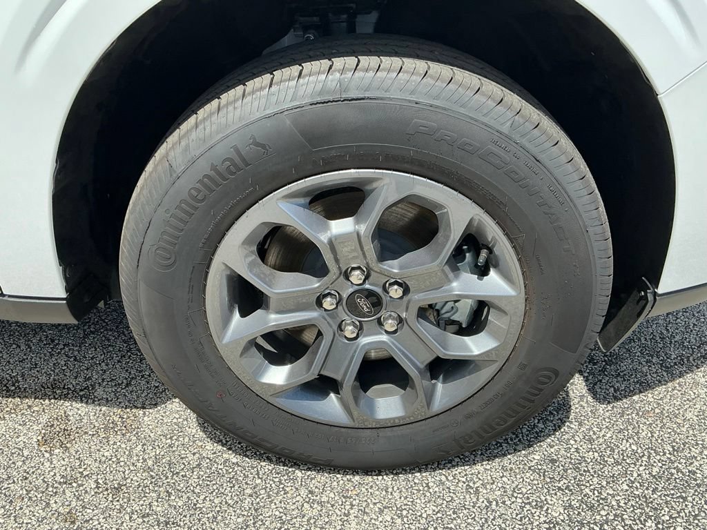 New 2026 Ford Maverick XLT AWD/4WD image 13