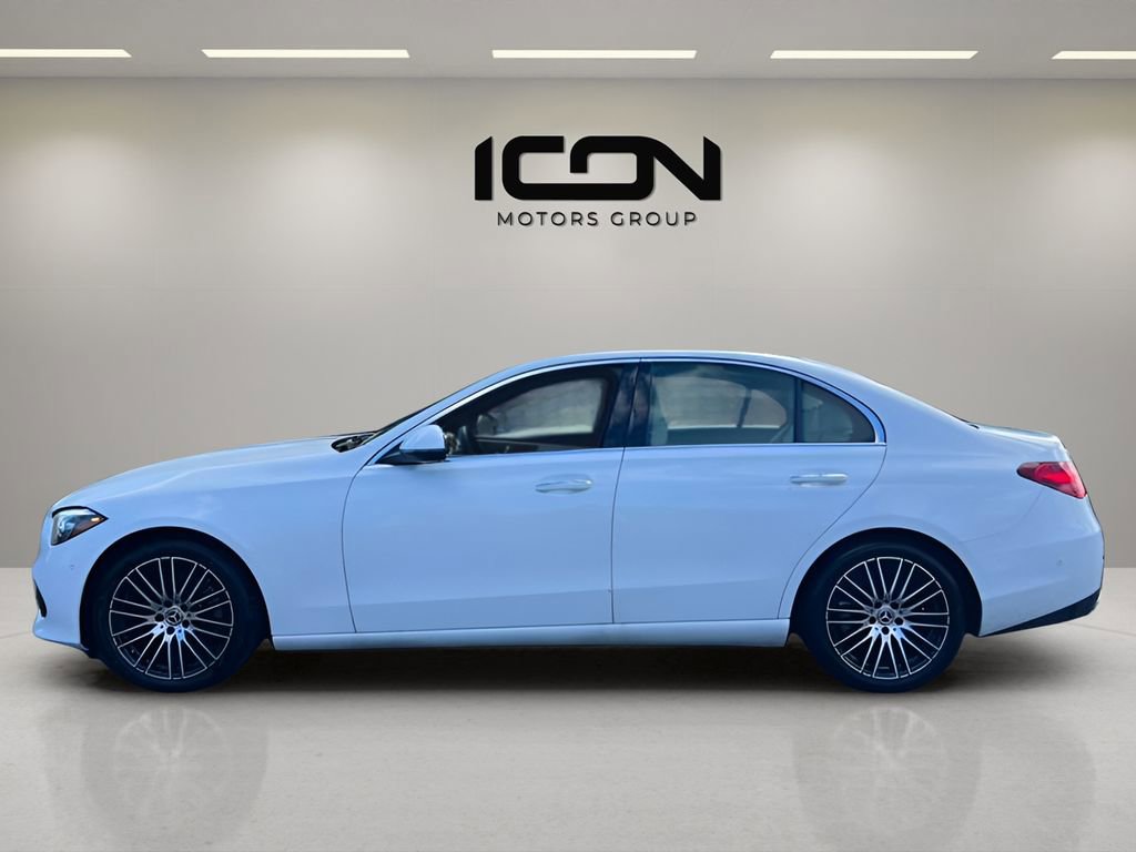 Used 2025 Mercedes-Benz C 300 4MATIC Sedan image 2