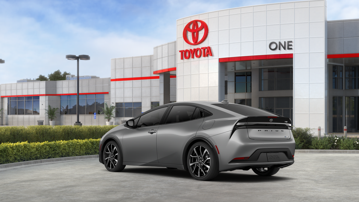 New 2027 Toyota Prius Plug-In Hybrid FWD image 47