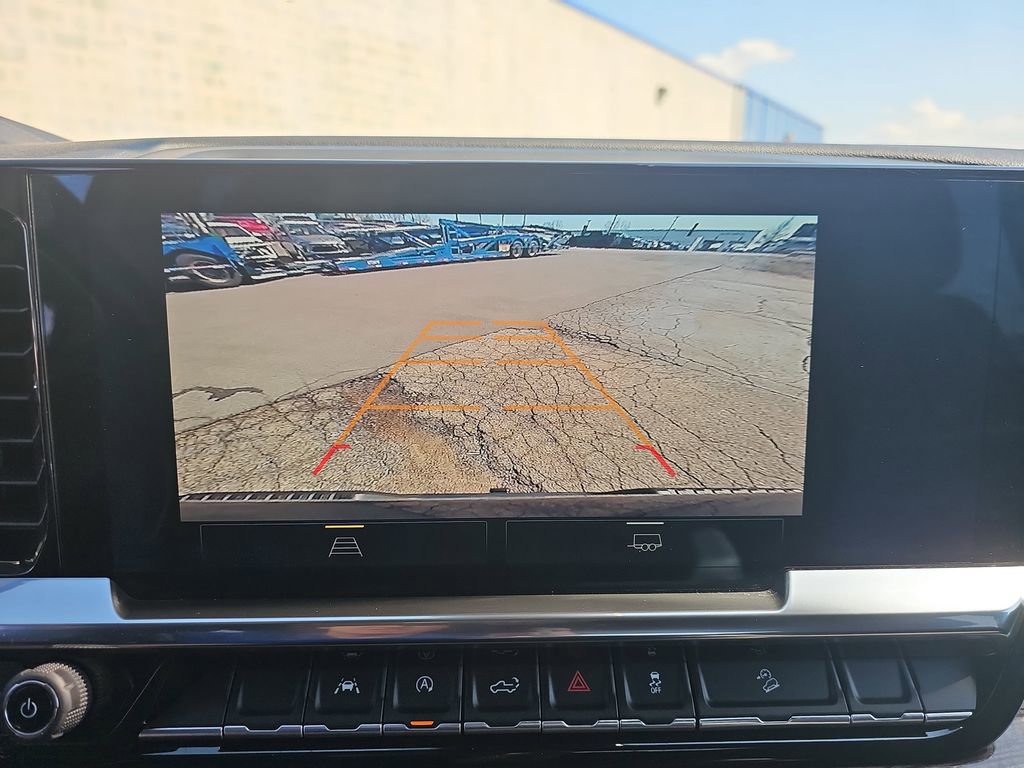 Used 2022 Chevrolet Silverado 1500 RST AWD/4WD image 29