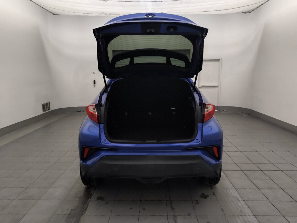 Used 2019 Toyota C-HR LE FWD image 29