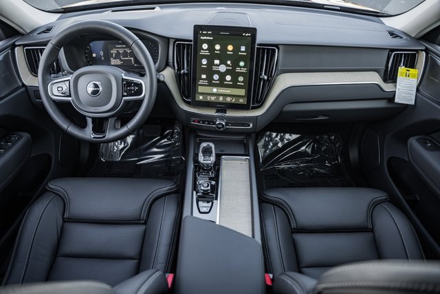 New 2026 Volvo XC60 B5 Ultra w/ Protection Package Premier image 20