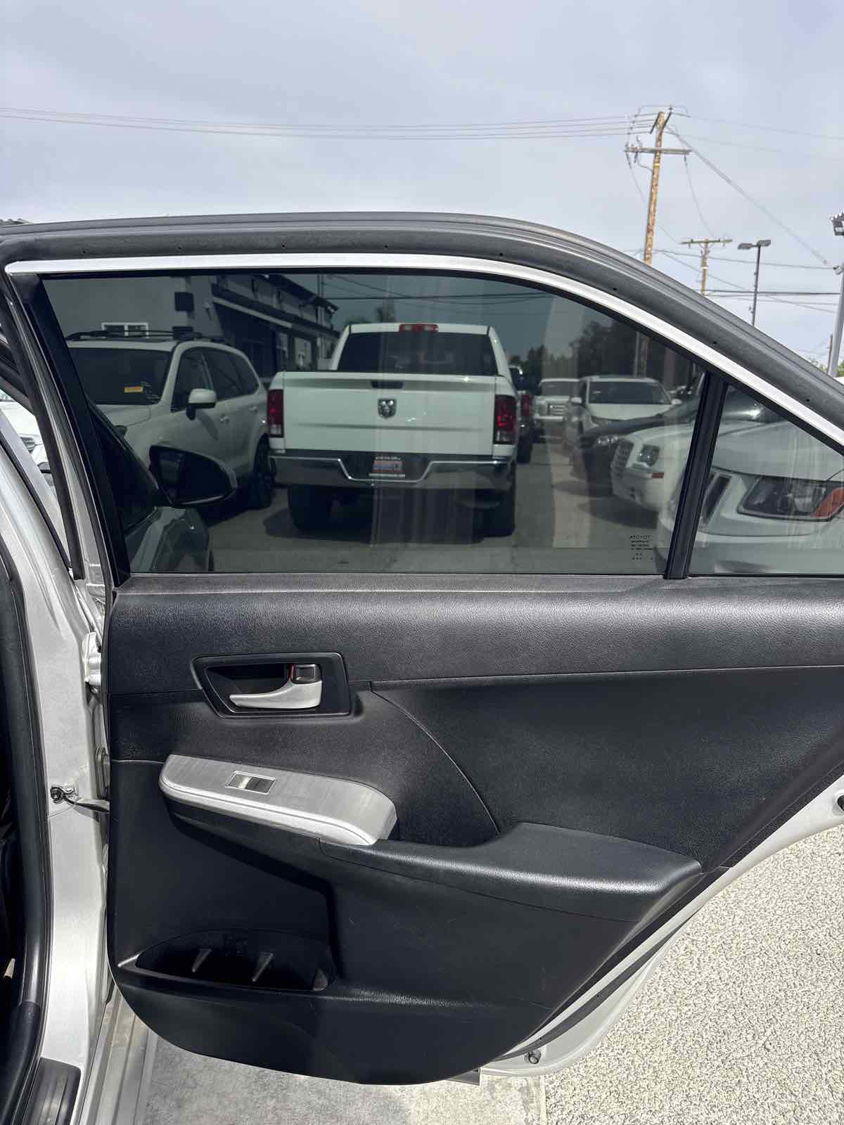 Used 2012 Toyota Camry SE image 14