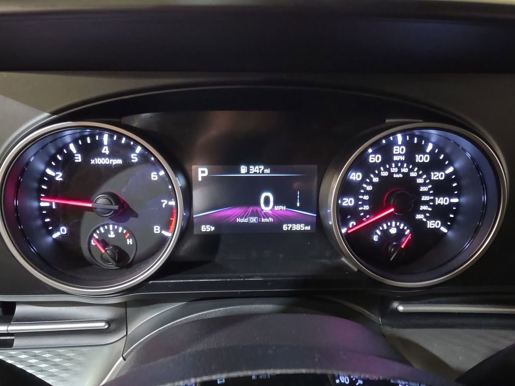 Used 2023 Kia Carnival LX FWD image 10