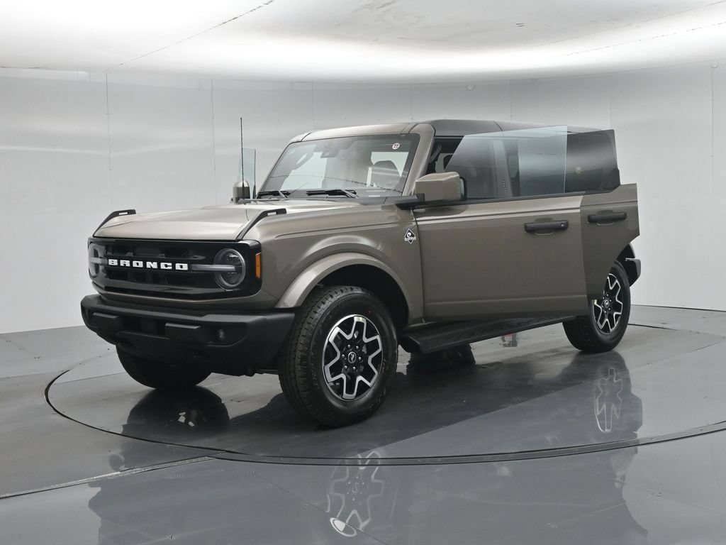 New 2026 Ford Bronco Outer Banks AWD/4WD image 30