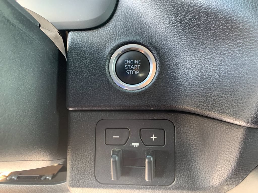 Used 2024 Toyota Tundra SR5 AWD/4WD image 25