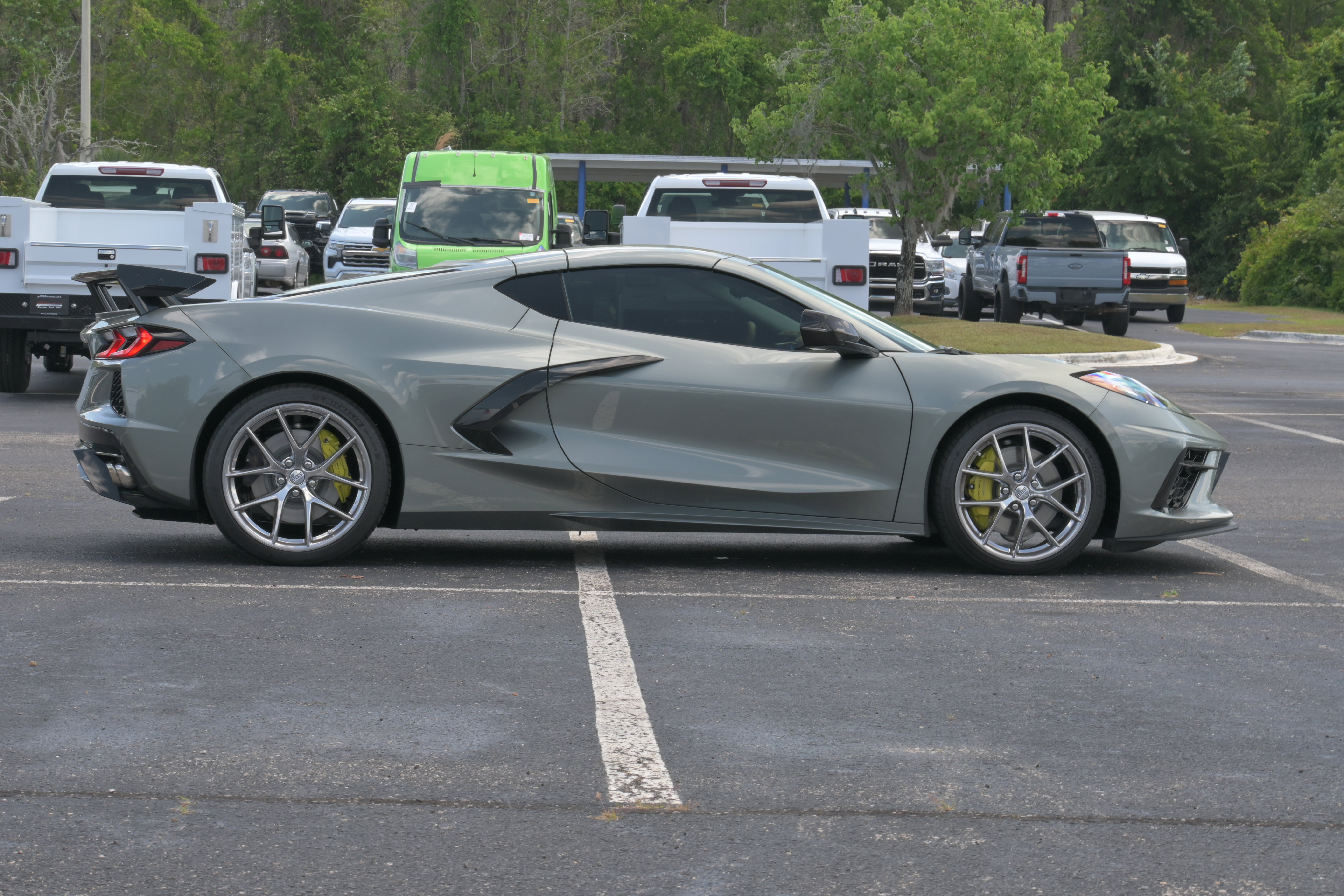 Used 2023 Chevrolet Corvette Stingray Premium Cpe w/ Z51 Performance Package RWD image 46