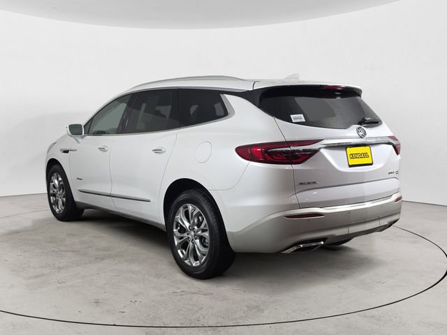 Used 2018 Buick Enclave Avenir w/ Avenir Technology Package AWD/4WD image 3