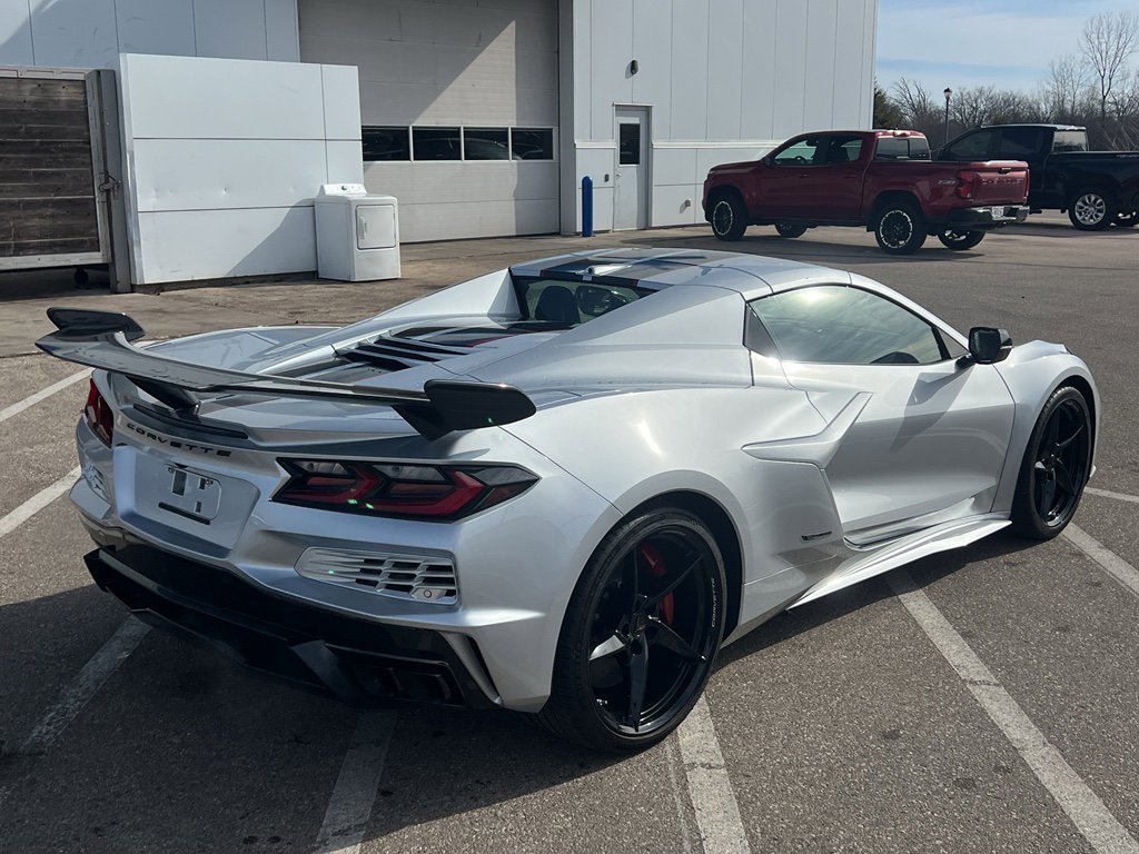 Used 2026 Chevrolet Corvette E-Ray w/ Battery Protection Package image 5