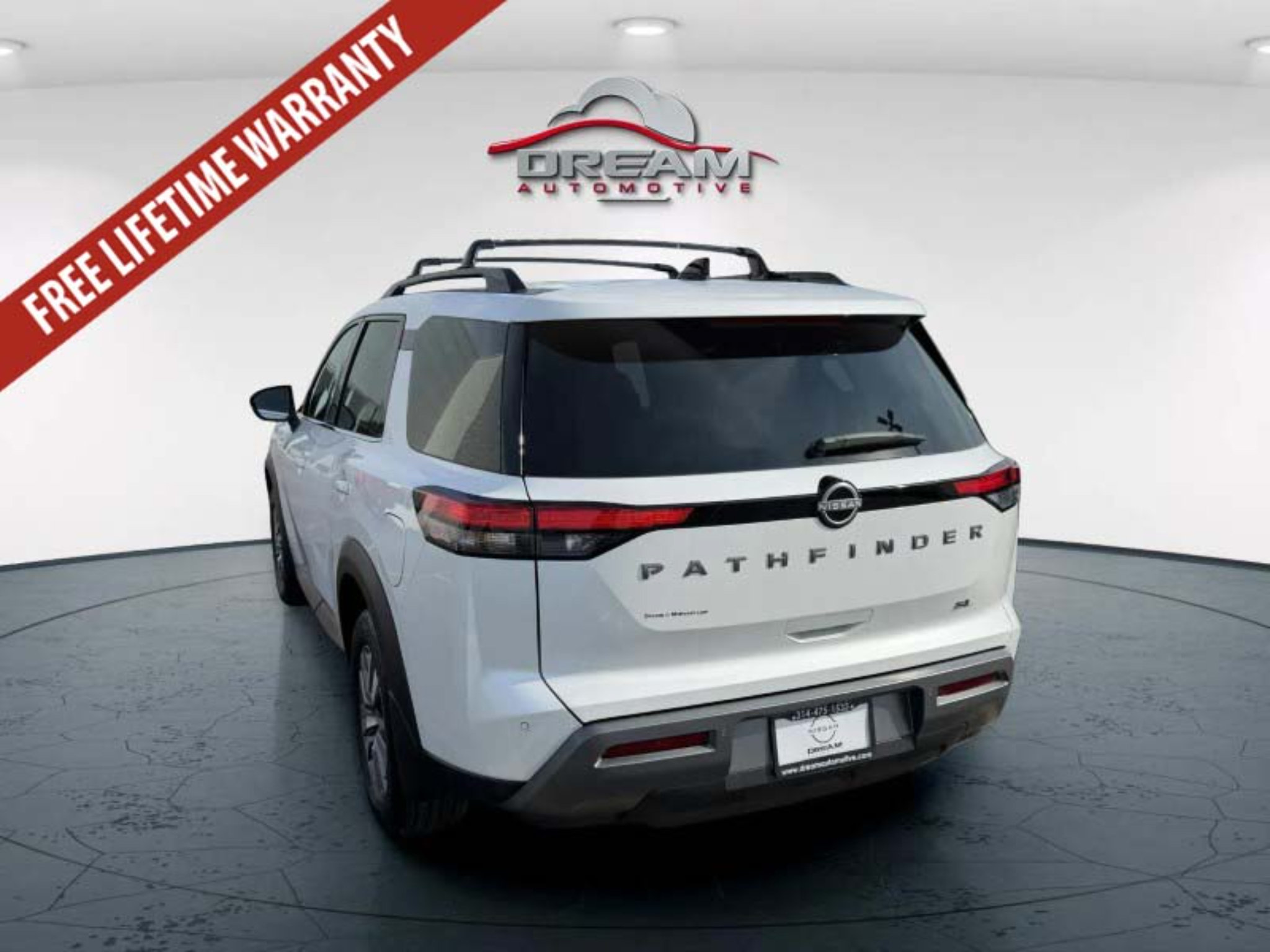 New 2026 Nissan Pathfinder SL FWD image 4