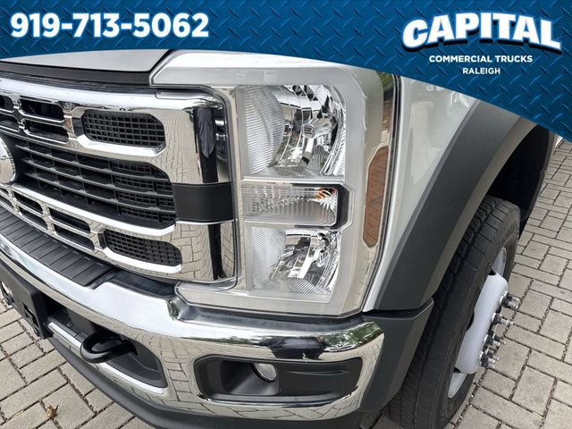 New 2025 Ford F550 2WD Regular Cab Super Duty w/ XL Chrome Package image 11