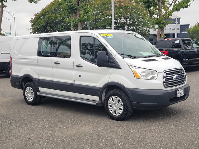 Certified 2018 Ford Transit 250 130 Low Roof w/ Exterior Upgrade Package RWD image 3