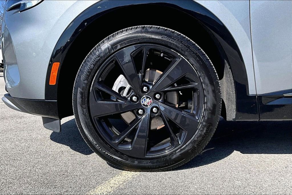 Used 2023 Buick Envision Preferred w/ Sport Touring Package image 9