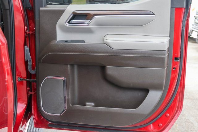 Used 2024 GMC Sierra 1500 SLT w/ SLT Premium Package image 19