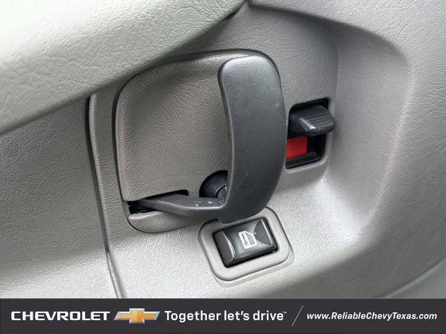 Used 2015 Chevrolet Express 2500 LS RWD image 28