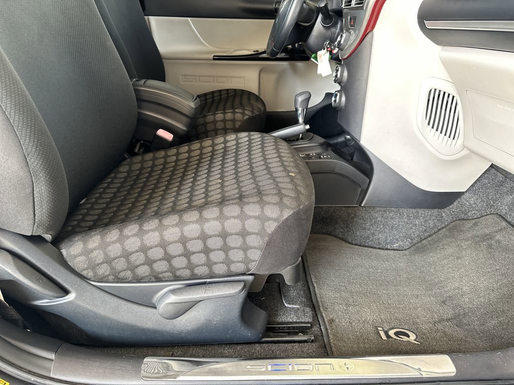Used 2012 Scion iQ w/ Rear Speaker Pkg image 30