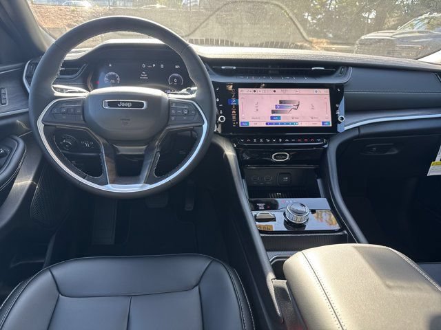 New 2027 Jeep Grand Cherokee Limited AWD/4WD image 22