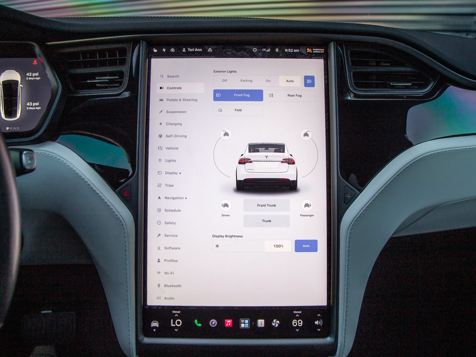 Used 2020 Tesla Model X Long Range AWD/4WD image 17