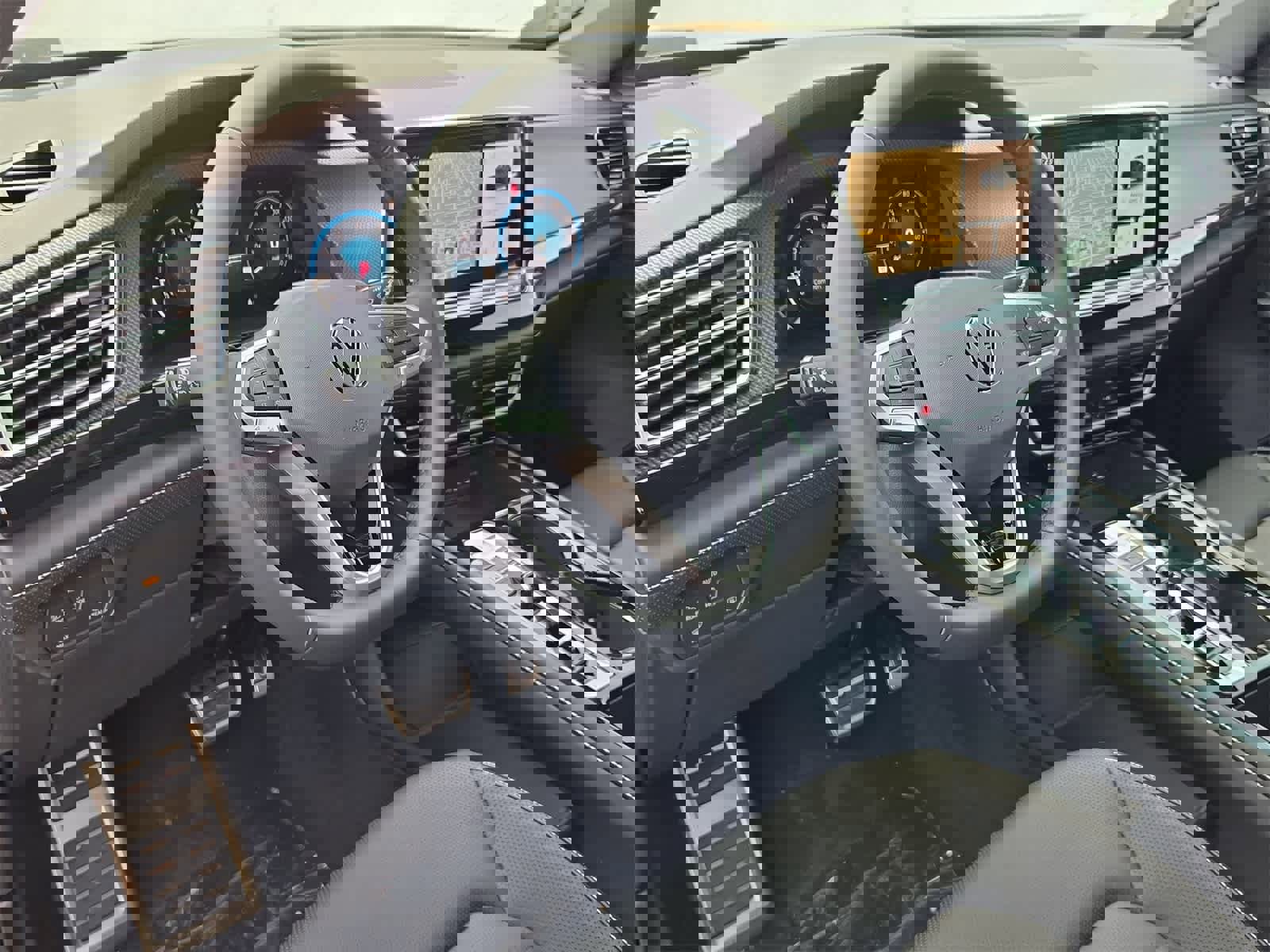 New 2026 Volkswagen Atlas Cross Sport SEL R-Line image 10