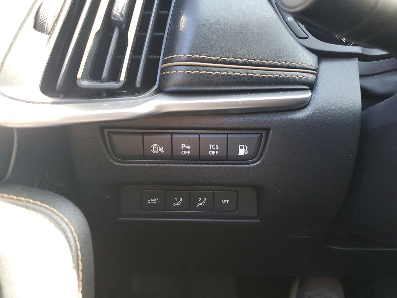 Used 2025 MAZDA CX-70 Plug-In Hybrid w/ Premium Plus image 22