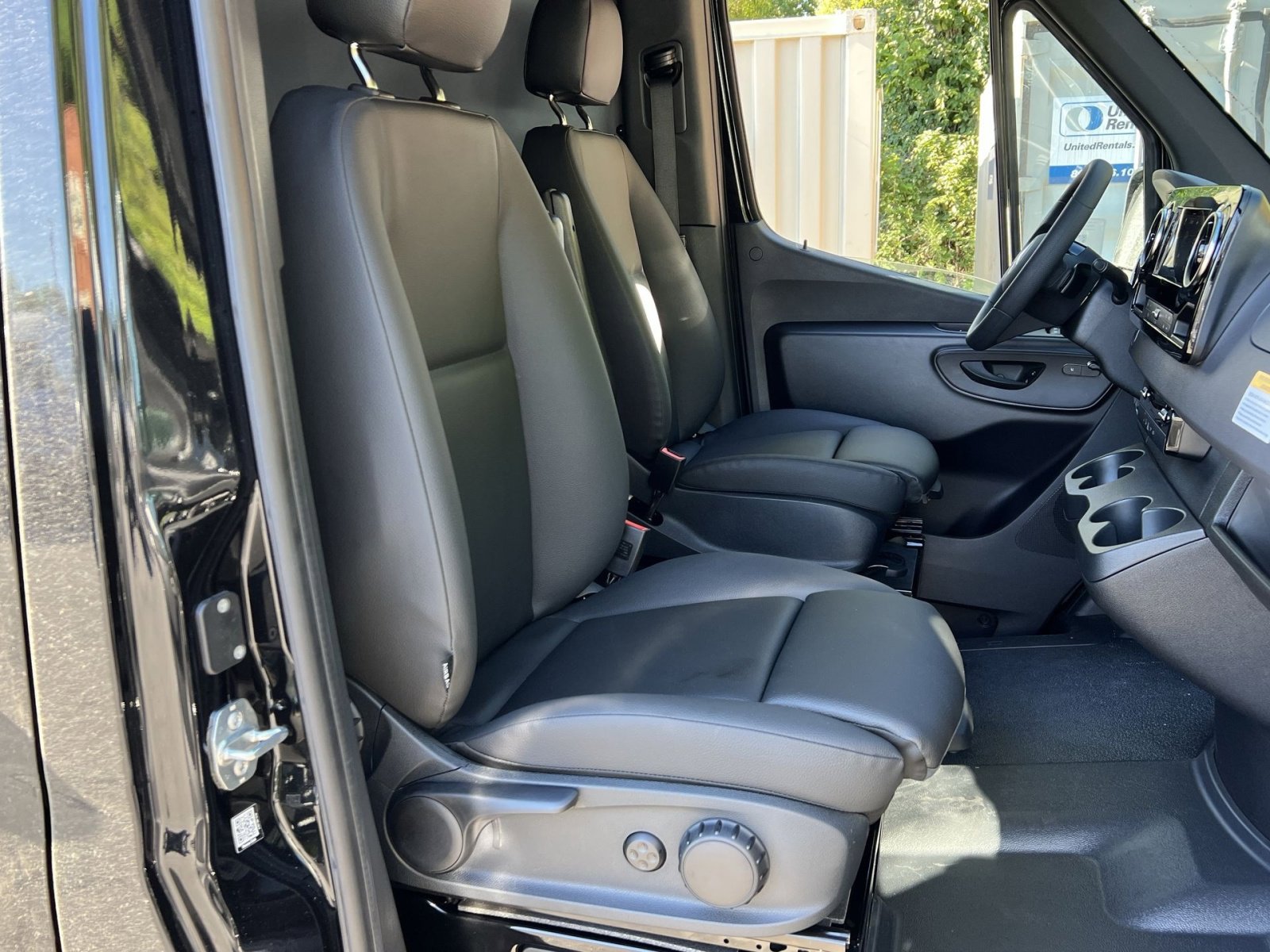 New 2025 Mercedes-Benz Sprinter 2500 image 27