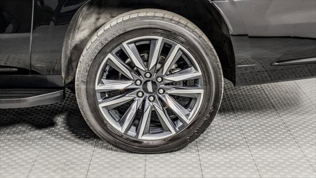 Used 2023 Cadillac Escalade ESV Sport AWD/4WD image 38