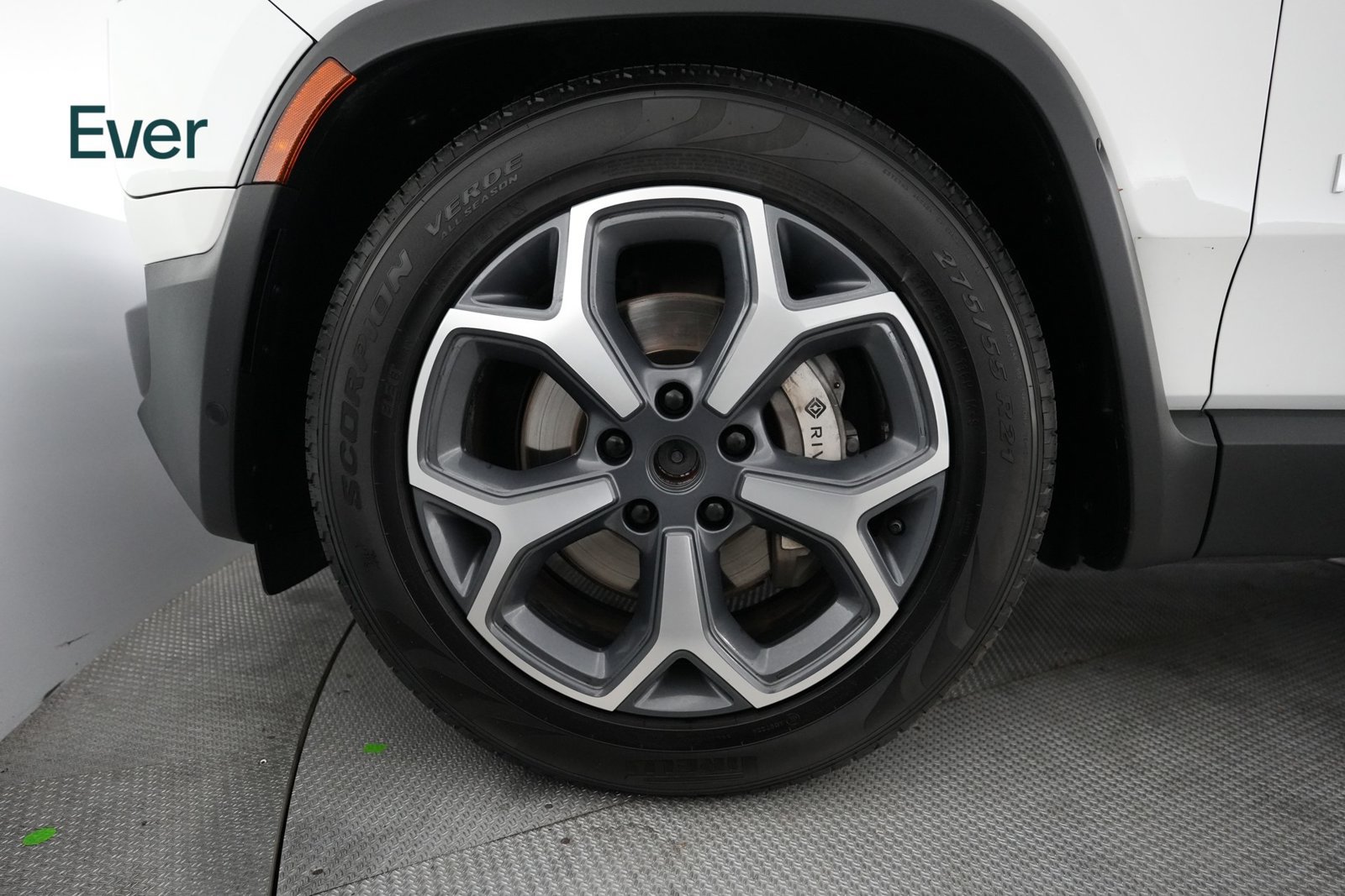 Used 2023 Rivian R1T Adventure Dual AWD/4WD image 19